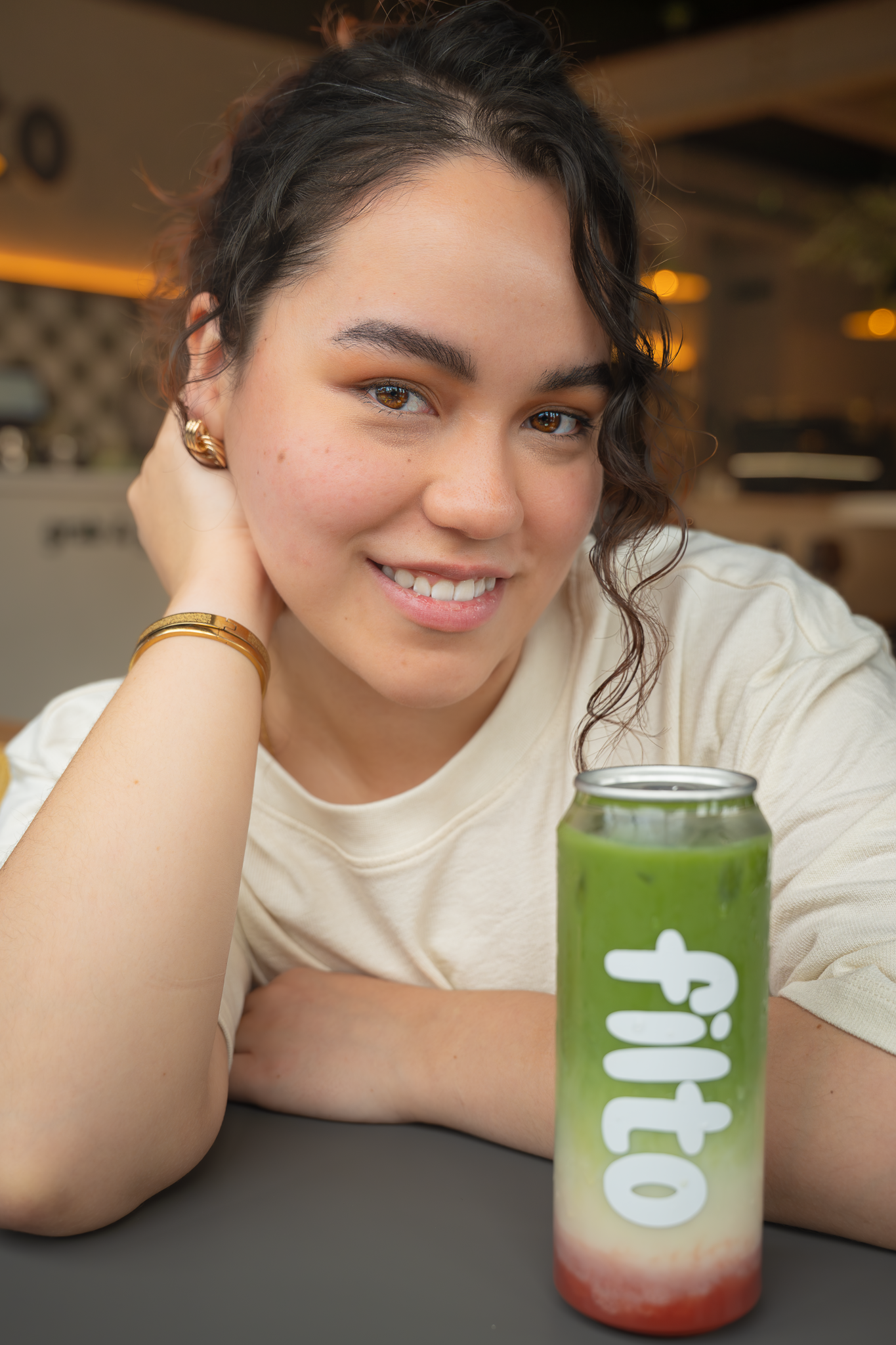 Alexandra Zeinab cafe lifestyle